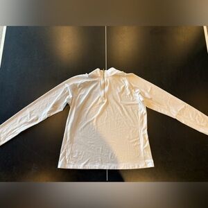 White long sleeve quarter zip long sleeve shirt